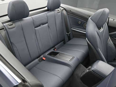 Used 2018 BMW 430i Convertible image 9