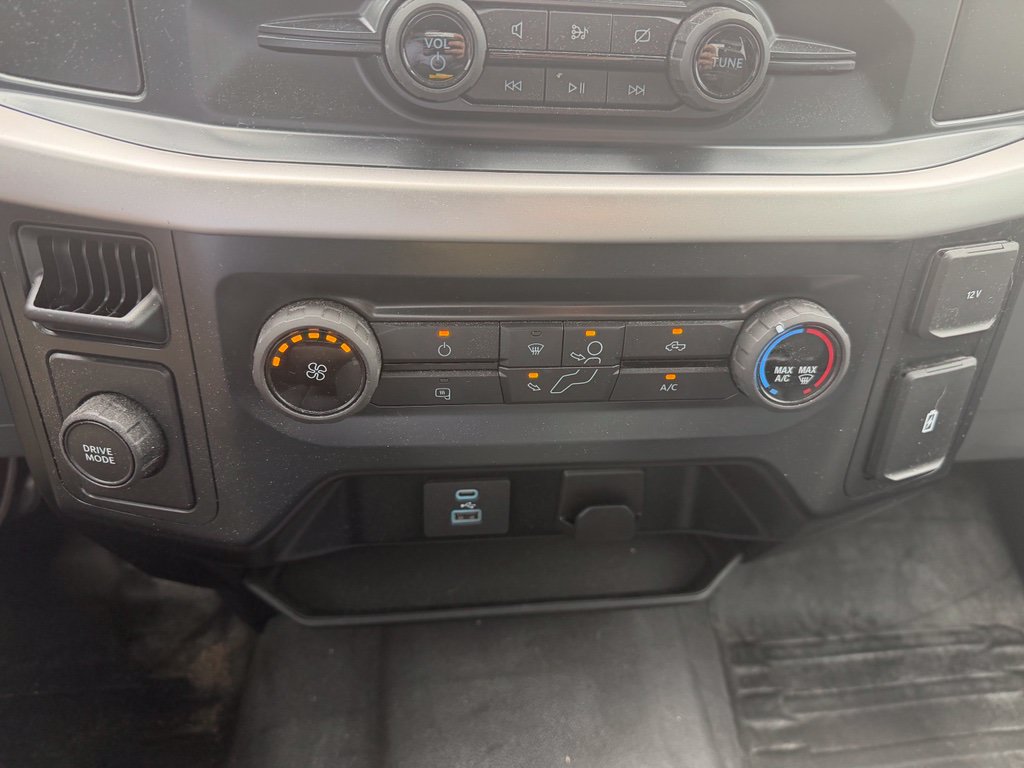 Used 2022 Ford F150 XL w/ Equipment Group 101A High RWD image 15