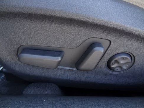 Used 2018 Hyundai Sonata Limited image 9