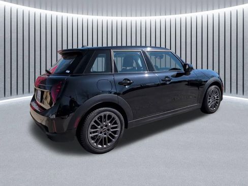 Used 2025 MINI Cooper S FWD image 6