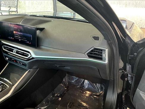 Used 2024 BMW 330e w/ Convenience Package image 18