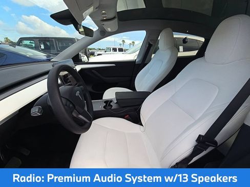 Used 2024 Tesla Model Y Long Range AWD/4WD image 8