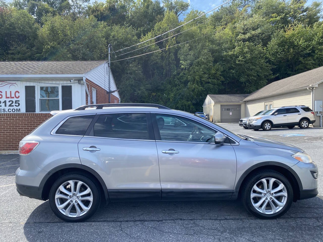 Used 2011 MAZDA CX-9 Grand Touring w/ Moonroof & Bose Audio Pkg AWD/4WD image 4