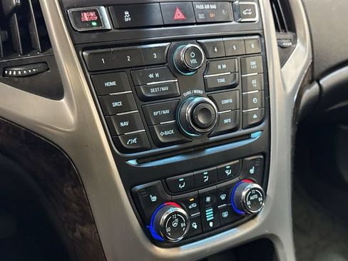 Used 2012 Buick Verano Leather FWD image 18