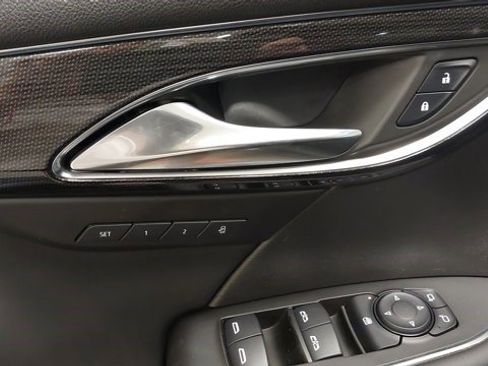 Certified 2021 Buick Envision Essence w/ Technology Package I image 21