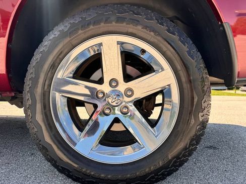Used 2017 RAM 1500 Express AWD/4WD image 29