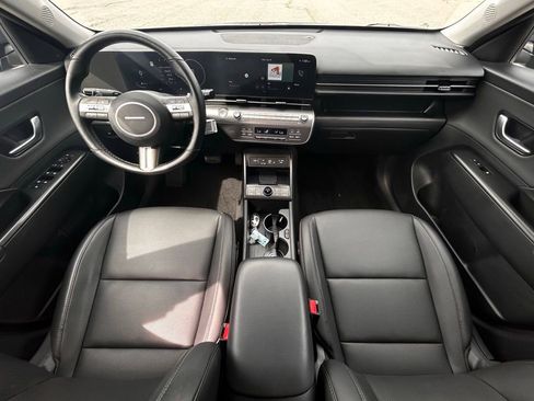 Used 2024 Hyundai Kona Limited image 12