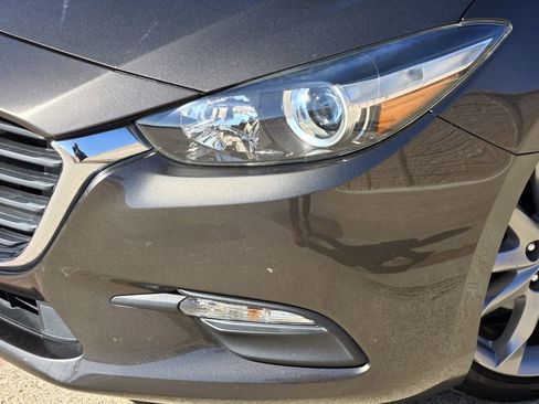 Used 2017 MAZDA MAZDA3 Touring image 7
