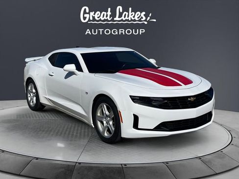 Used 2019 Chevrolet Camaro LT w/ Technology Package RWD image 7