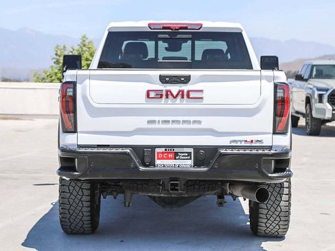 Used 2024 GMC Sierra 2500 AT4X AWD/4WD image 6
