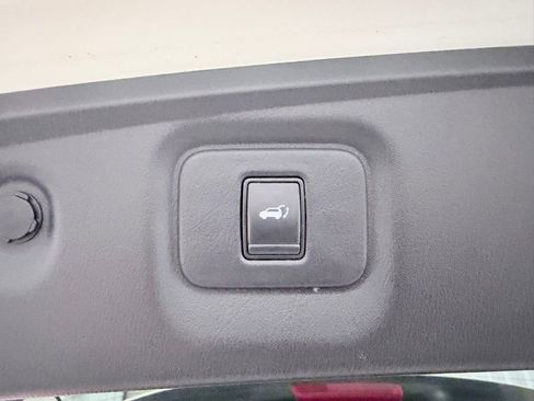 Used 2019 INFINITI QX60 Luxe w/ Sensory Package FWD image 41