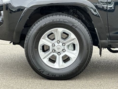 Used 2021 Toyota 4Runner SR5 Premium w/ Moonroof Package image 32