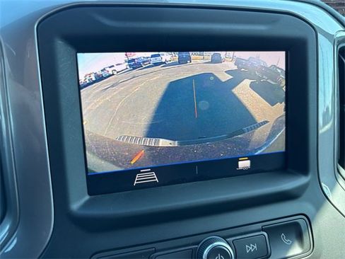 Used 2023 Chevrolet Silverado 2500 Custom w/ Custom Value Package image 18