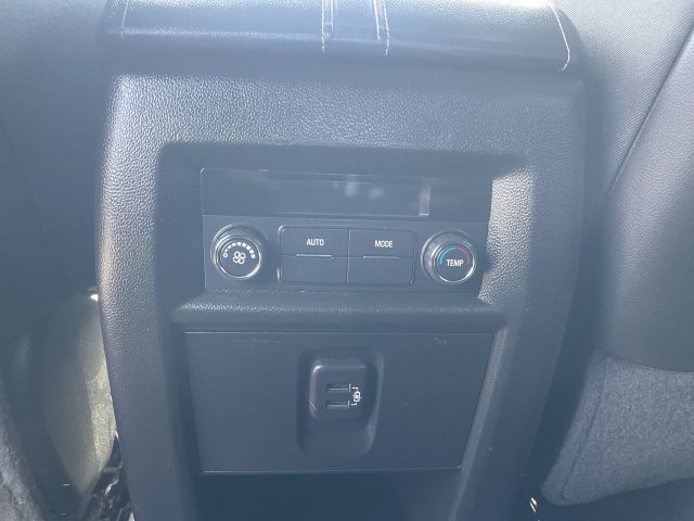 Used 2023 Chevrolet Traverse LT w/ LPO, Floor Liner Package AWD/4WD image 20