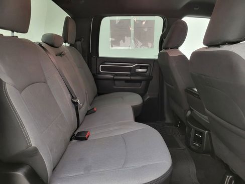 Used 2024 RAM 2500 Big Horn AWD/4WD image 43