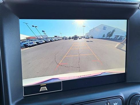 Used 2024 GMC Terrain SLT FWD image 6
