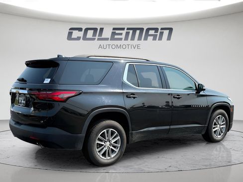 Used 2023 Chevrolet Traverse LT image 5