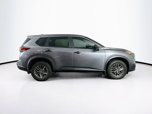 Used 2024 Nissan Rogue S FWD image 10