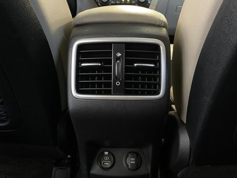 Used 2022 Kia Sportage EX w/ EX Technology Package FWD image 30
