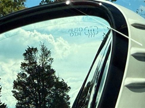 Used 2023 Genesis GV60 Performance image 44