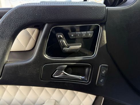 Used 2016 Mercedes-Benz G 63 AMG 4MATIC image 44