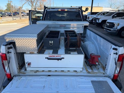 Used 2019 Ford F250 XL w/ Power Equipment Group image 19