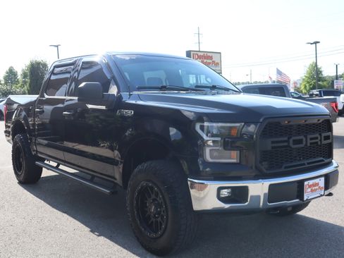 Used 2017 Ford F150 XLT AWD/4WD image 5