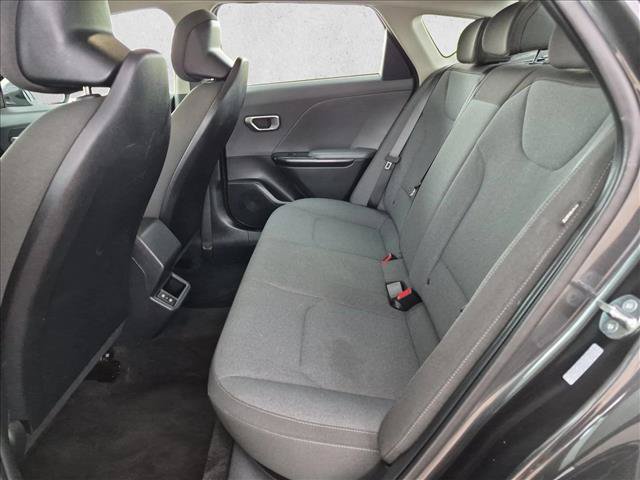 Used 2025 Kia K4 FWD image 18