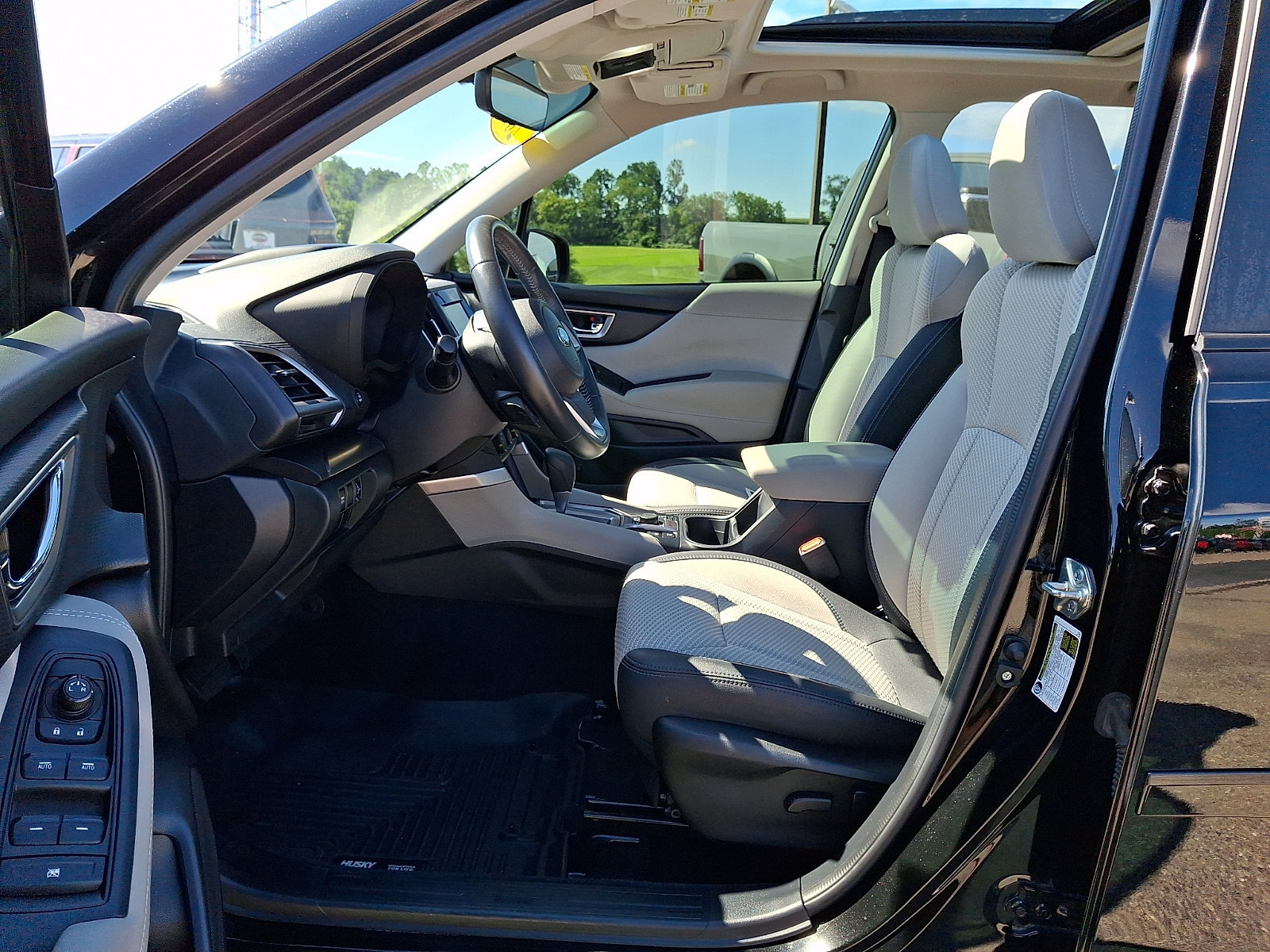 Used 2021 Subaru Forester Premium AWD/4WD image 14
