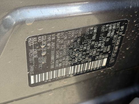 Used 2021 Nissan Rogue SV image 25