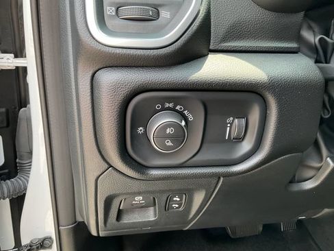 Used 2024 RAM 1500 Big Horn RWD image 9