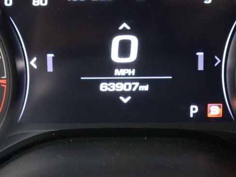 Used 2019 Chevrolet Camaro LT RWD image 10