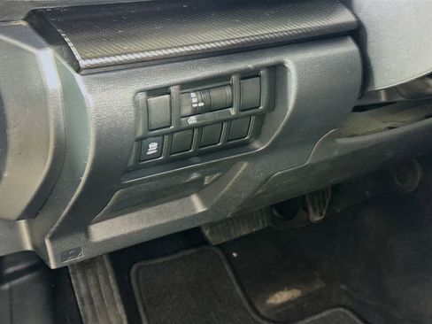 Used 2018 Subaru Crosstrek 2.0i Premium w/ Popular Package #2 image 10