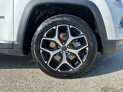 Used 2025 Jeep Compass Limited AWD/4WD image 51