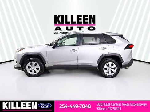 Used 2024 Toyota RAV4 LE image 4
