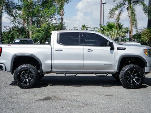 Used 2020 GMC Sierra 1500 Elevation w/ Elevation Value Package AWD/4WD image 10