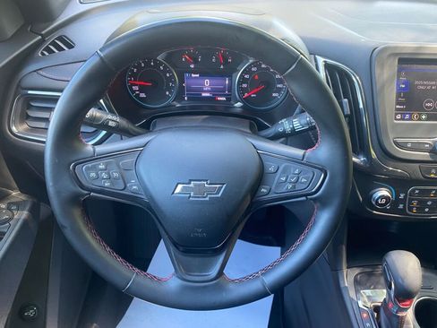 Used 2023 Chevrolet Equinox RS image 11