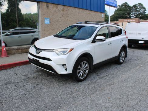 Used 2017 Toyota RAV4 Limited w/ Carpet Mat Package AWD/4WD image 3