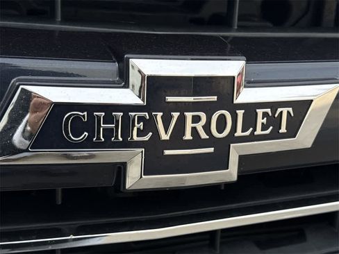 Used 2018 Chevrolet Silverado 1500 LTZ Z71 w/ Centennial Edition image 8