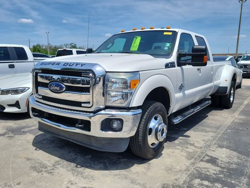 Used 2016 Ford F350 Lariat w/ Lariat Ultimate Package AWD/4WD image 3