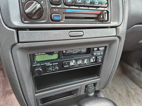 Used 1996 Subaru Legacy L image 19