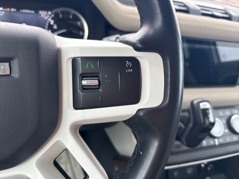 Used 2023 Land Rover Defender 110 SE image 23