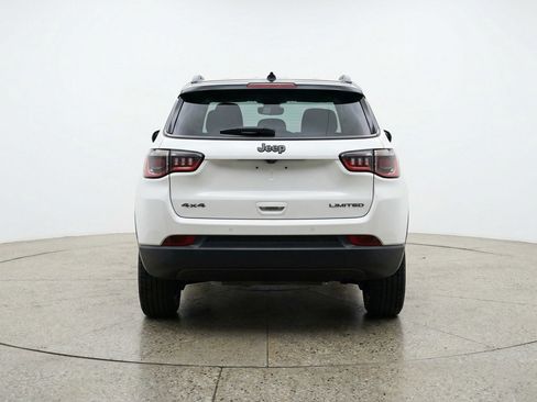 Used 2025 Jeep Compass Trailhawk AWD/4WD image 7