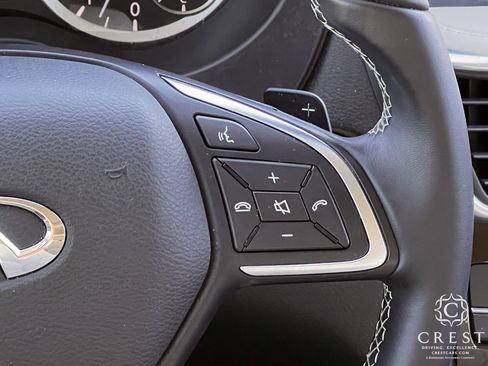 Used 2019 INFINITI QX30 w/ Cargo Package image 14