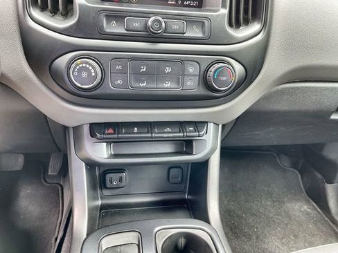 Used 2020 Chevrolet Colorado W/T w/ Custom Special Edition AWD/4WD image 17