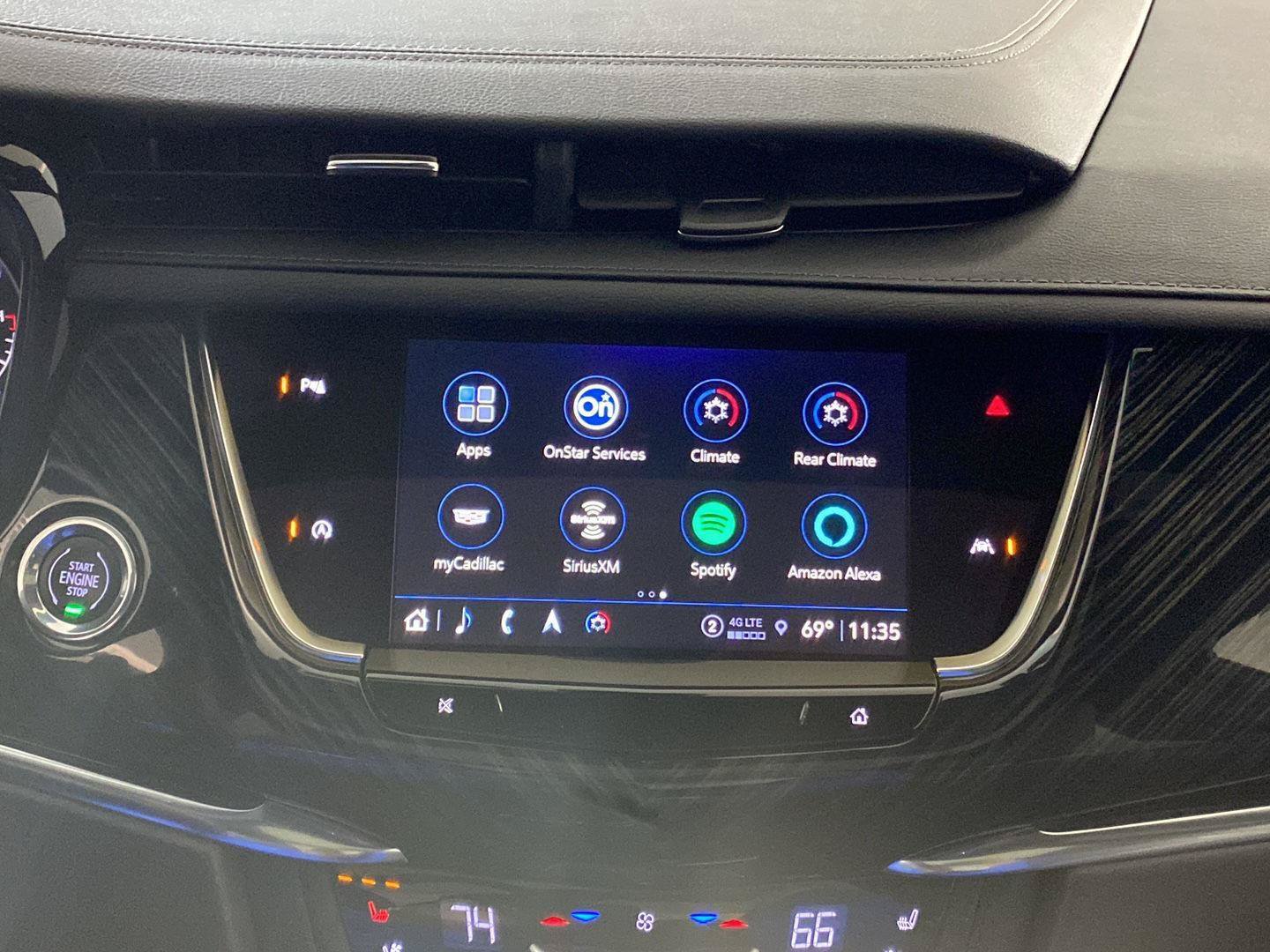 Certified 2024 Cadillac XT6 Premium Luxury w/ LPO, Floor Liner Package AWD/4WD image 33