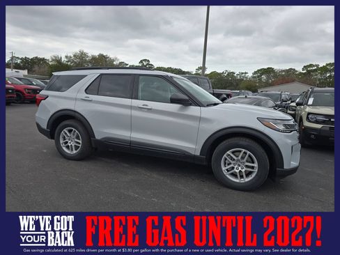 New 2026 Ford Explorer Active w/ Active Comfort Package RWD image 2