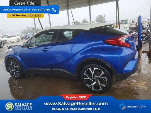 Used 2018 Toyota C-HR XLE image 3
