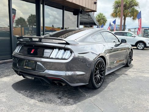 Used 2019 Ford Mustang GT Premium w/ GT Performance Package RWD image 12