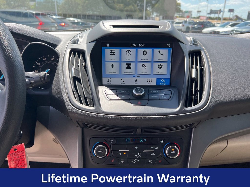 Used 2018 Ford Escape SE w/ Ford Safe & Smart Package FWD image 17